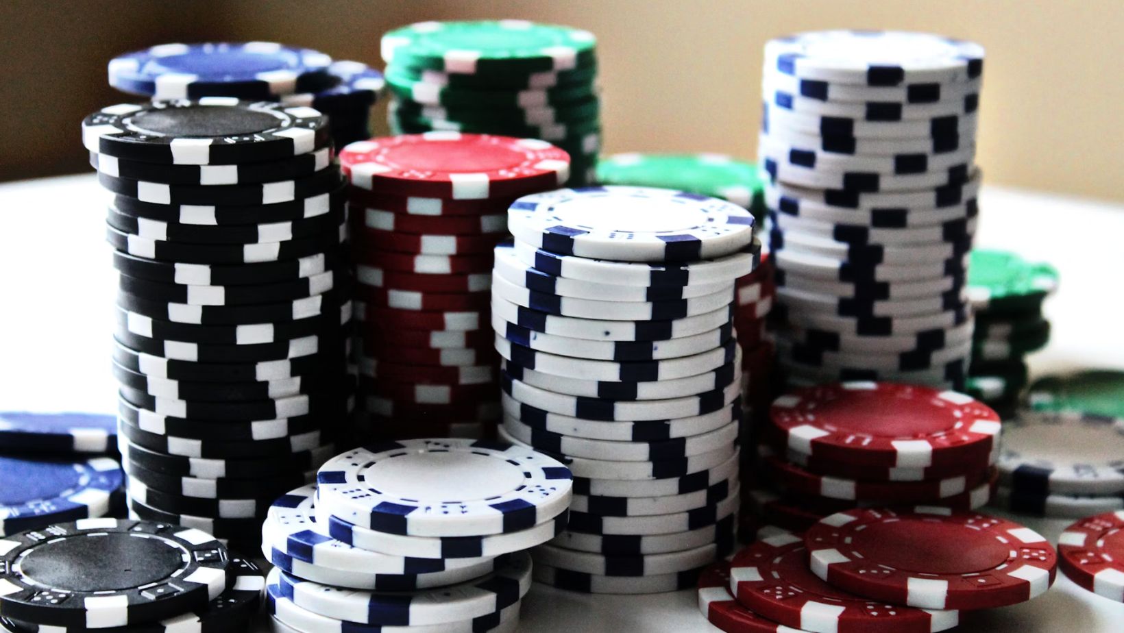 How to Choose the Right Online Casino?