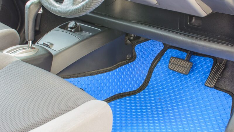 Custom Car Mats vs. Standard Mats: What’s the Difference?