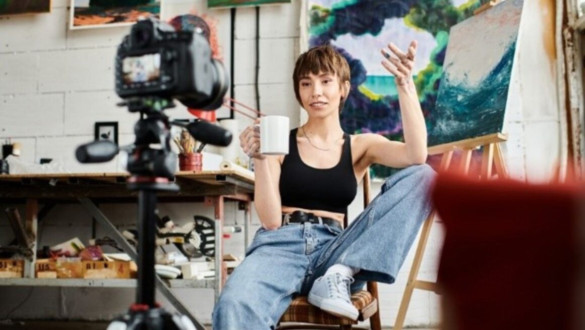 How Celebrities Are Using Their Style to Influence the Art World