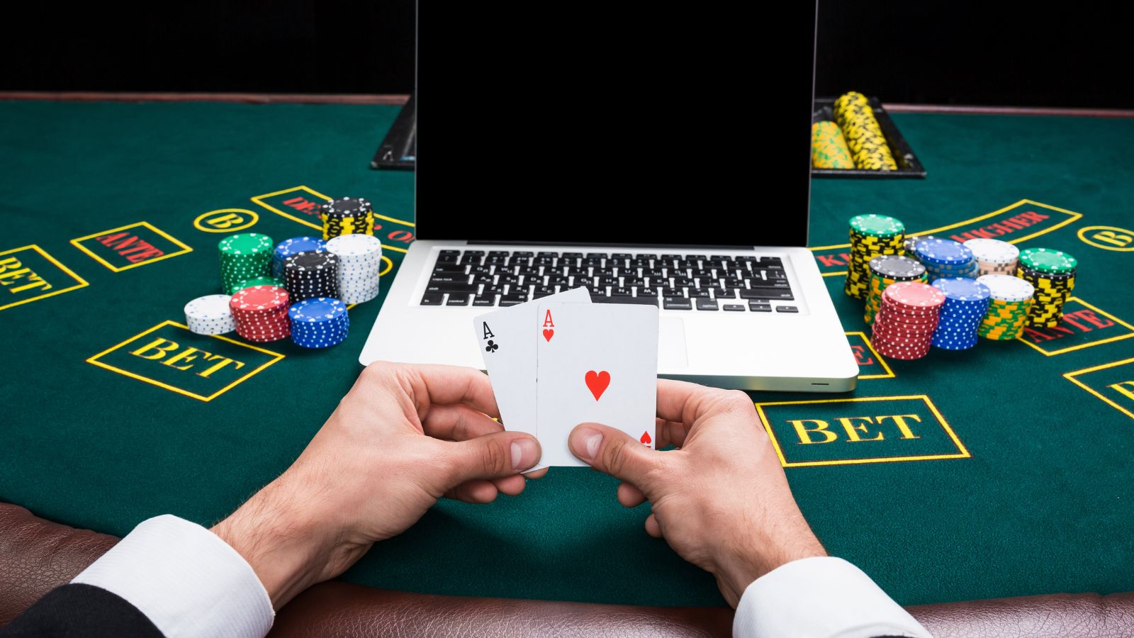 Is Online Gambling Safe: What Players Should Look For