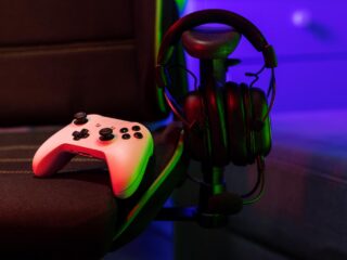 online gaming evolution, immersive gaming worlds, online gaming trends, multiplayer gaming platforms, gaming technology advancements, virtual gaming experiences, gaming industry growth, esports and online gaming, next-gen gaming development, immersive gaming environments
